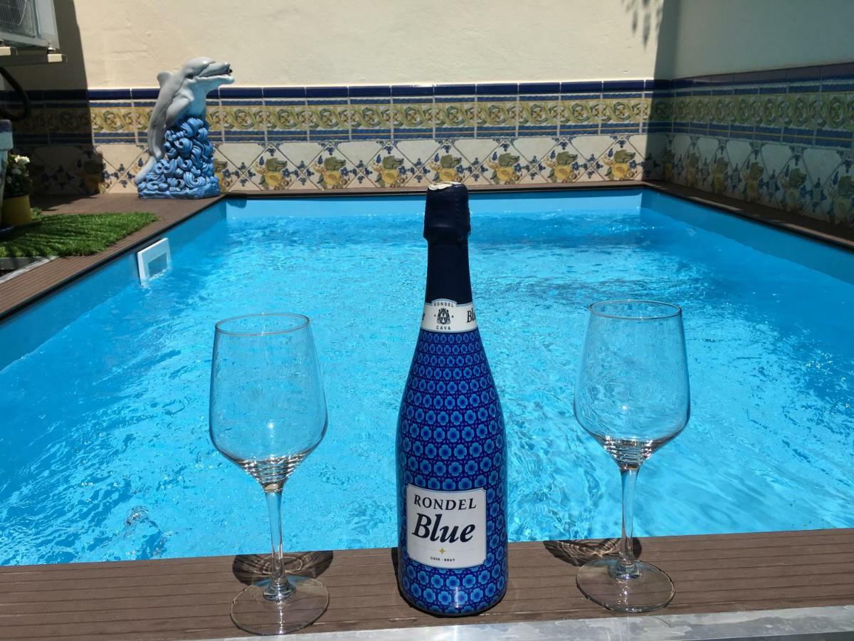 Apartment With Private Patio Fuengirola Eksteriør billede