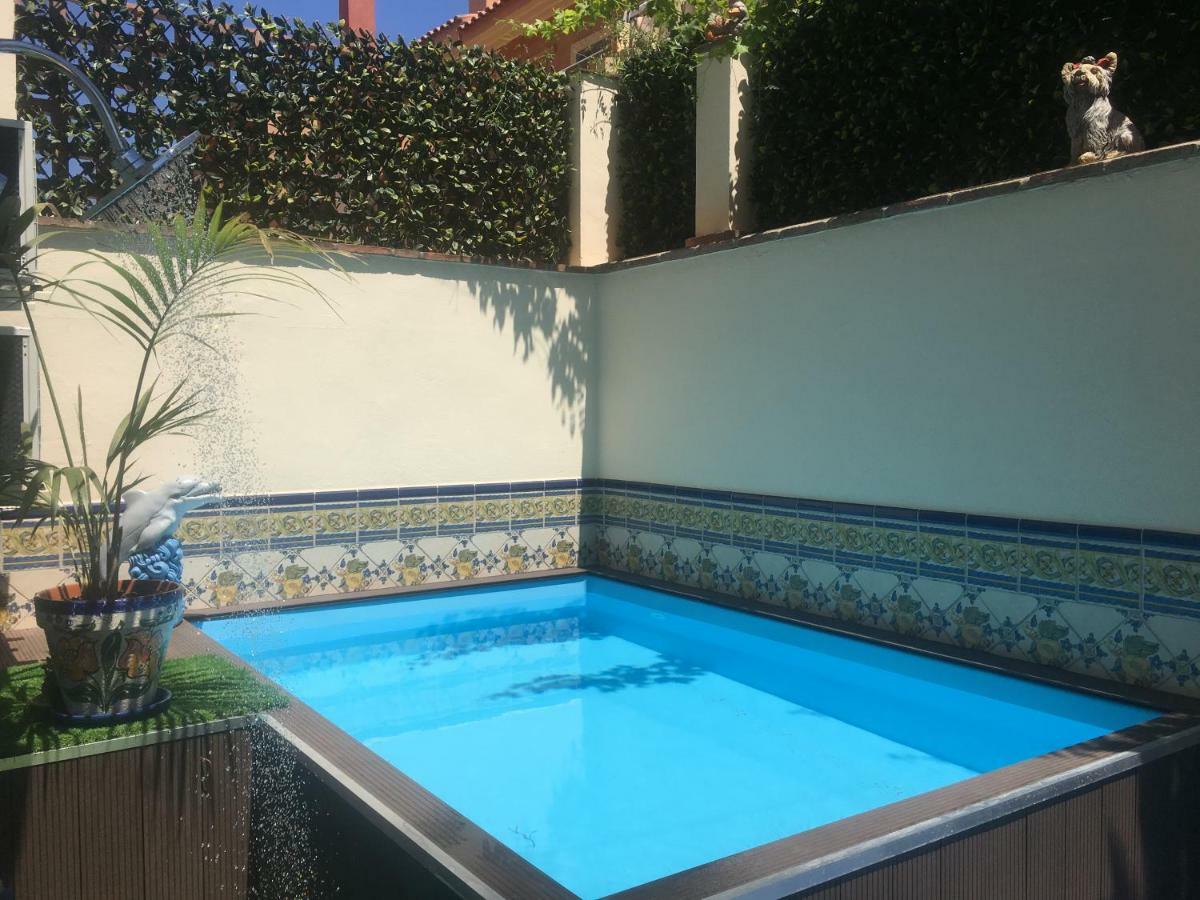 Apartment With Private Patio Fuengirola Eksteriør billede