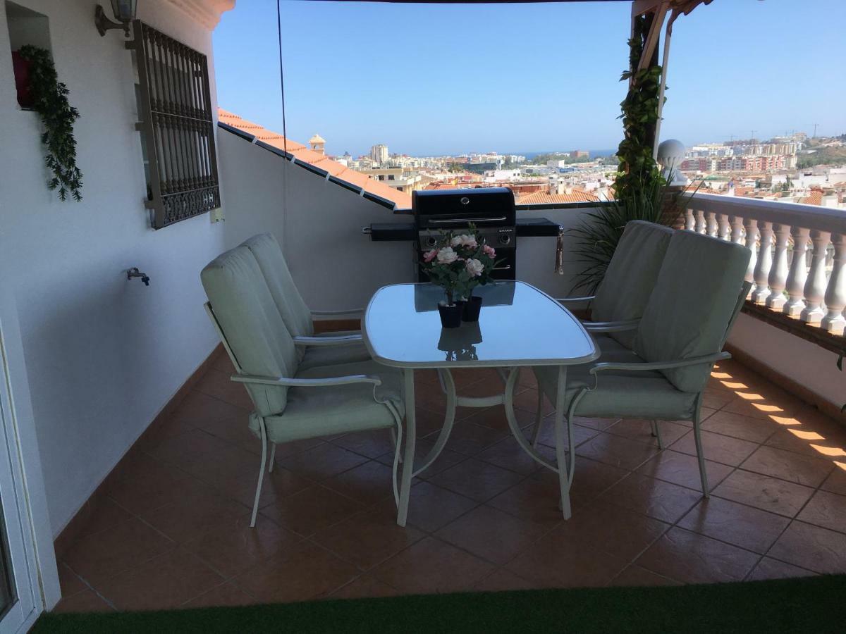 Apartment With Private Patio Fuengirola Eksteriør billede